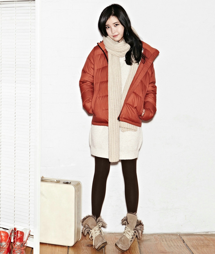 IU