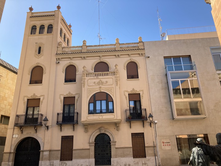 Edificio - Elche (Alicante)