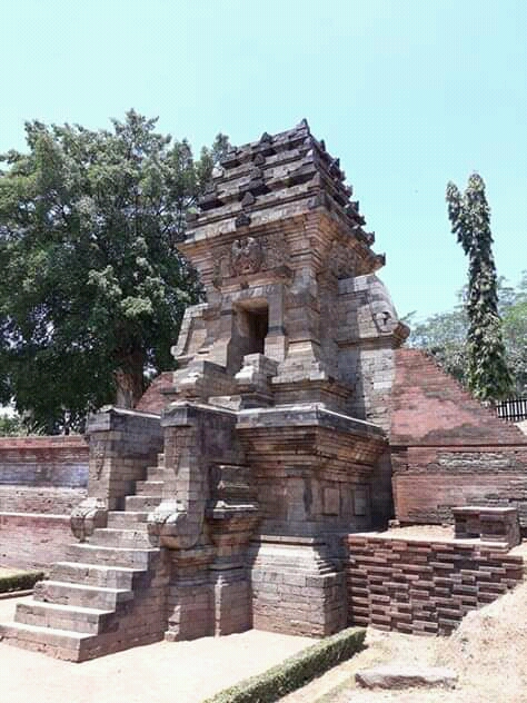 Candi 02-a
