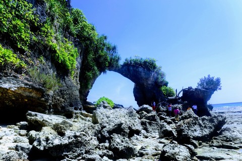 Natural bridge