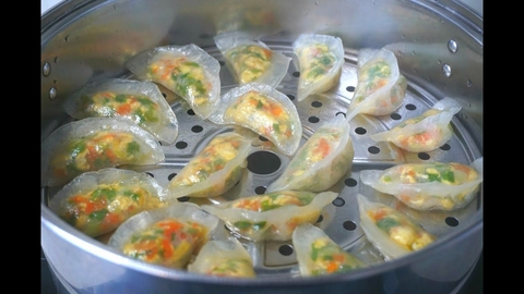 Momos