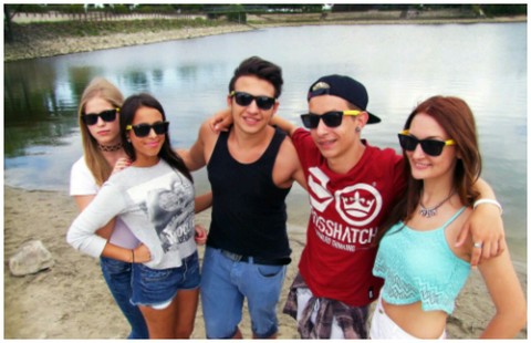 Eszti, Paola, Bende, Olivér, Barbi