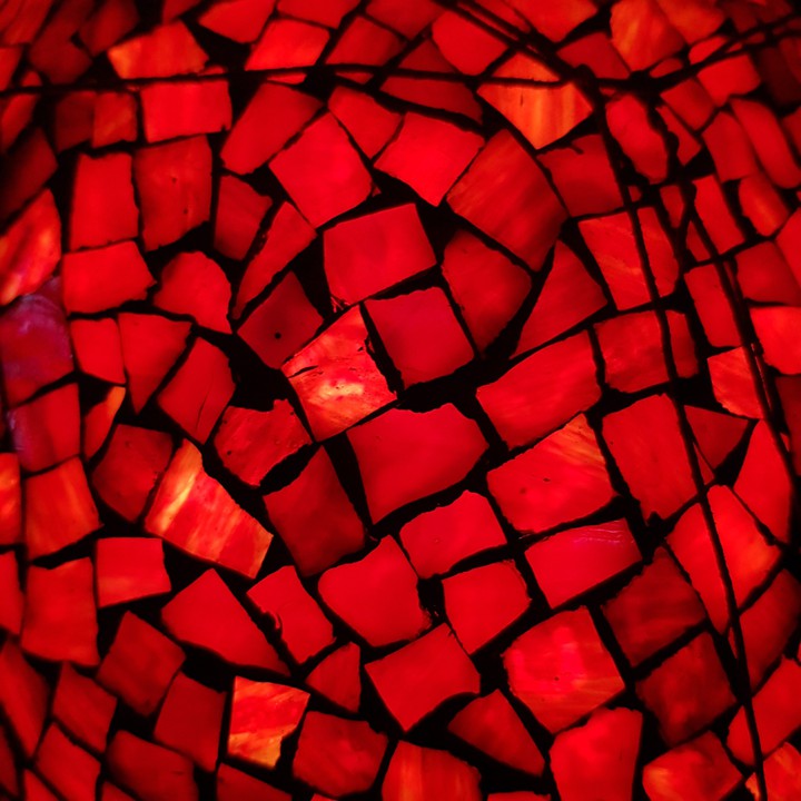 broken red