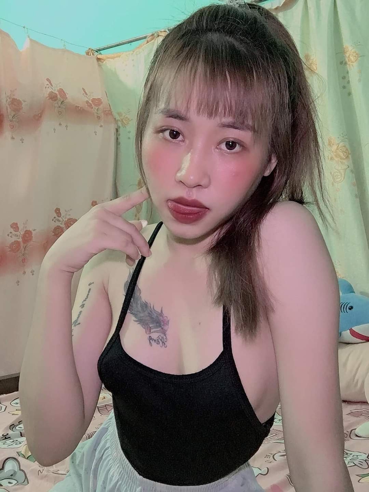 Tatoo girl