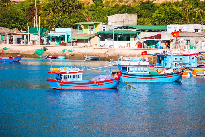 Sea and boat