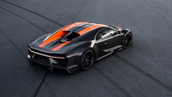 Bugatti Shiron Black