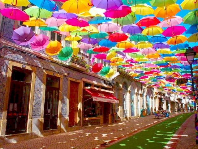 Portugal　umbrella　festival