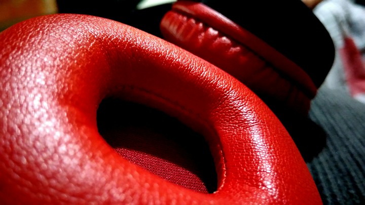 red vermelho vivo
