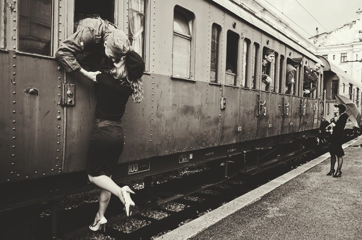 Army Kissing