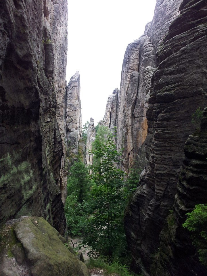Czech Republic, rocky mountain pass