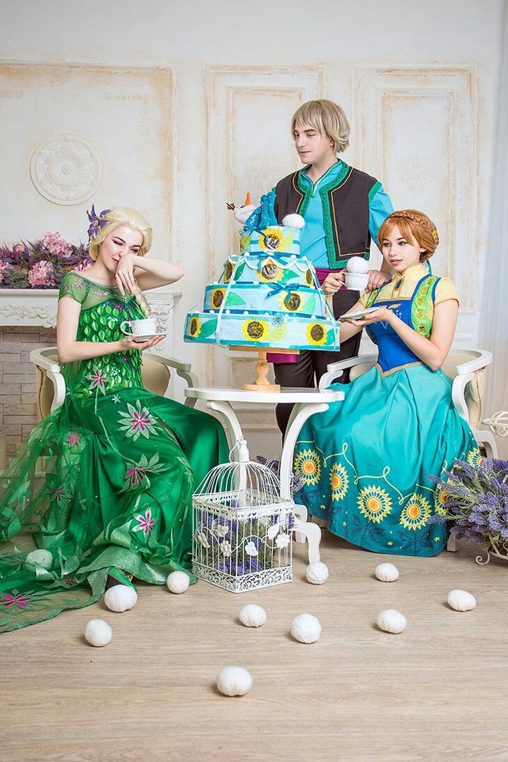 Elsa, Anna and Kristof
