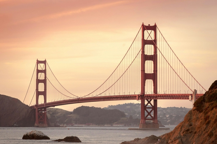 Golden Gate Bridge.