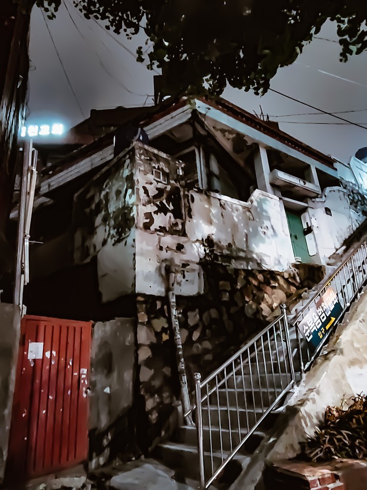 Hauntedㅡhouse