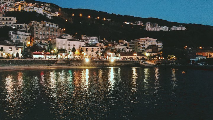 Reflections in nights