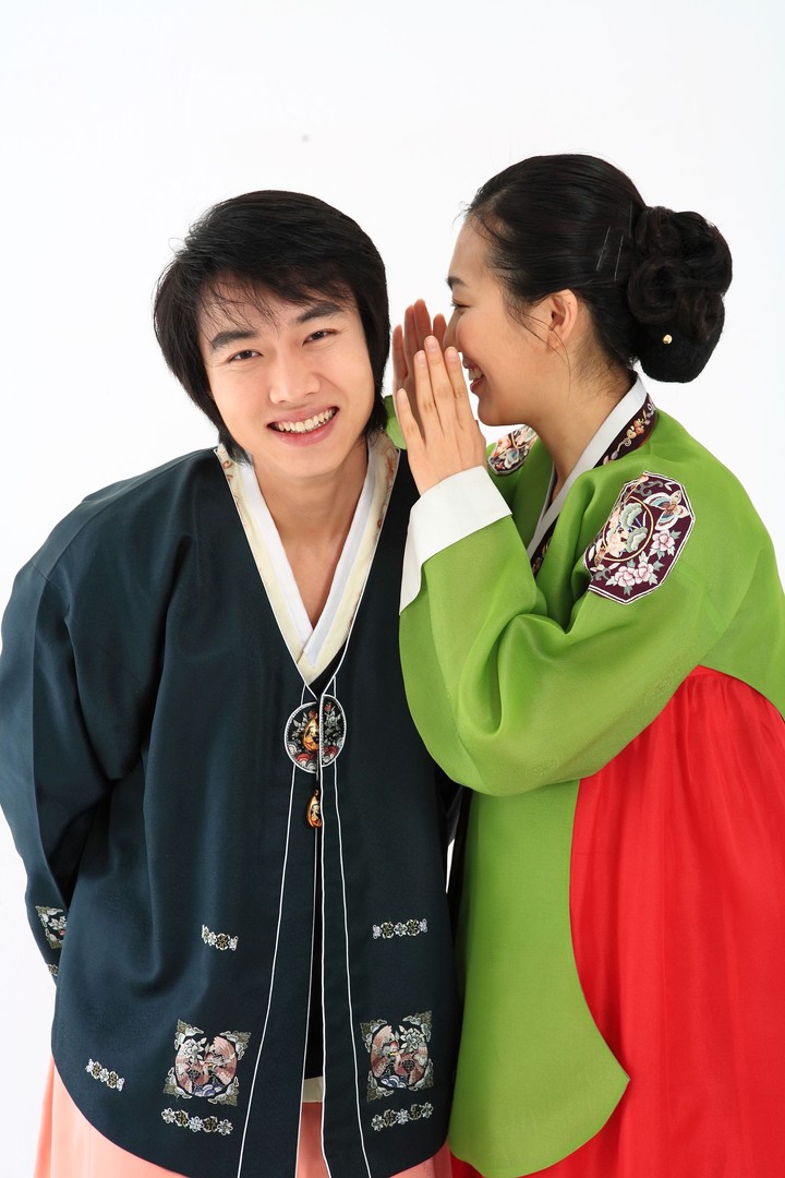 Couple in Korean Dress I