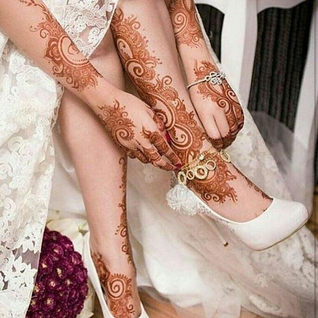 حنا دست و پای عروس