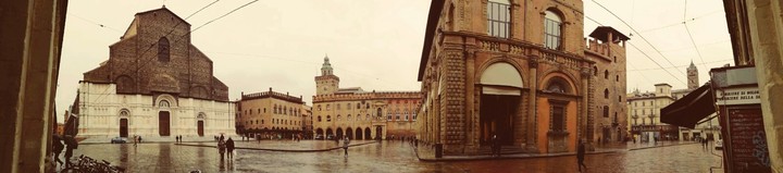 Piazza Maggiore Bologna