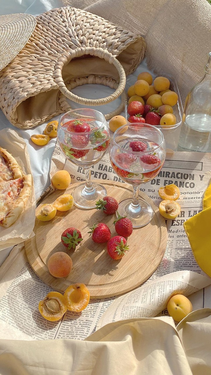 Fruits & Berries