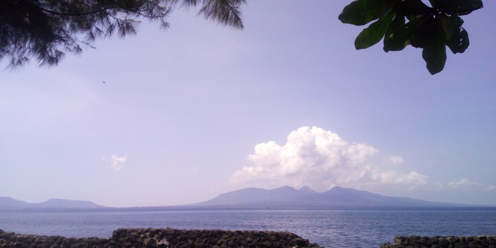 cacalan beach