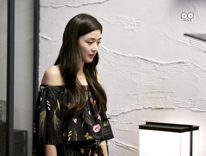 Jun Ji-Hyun