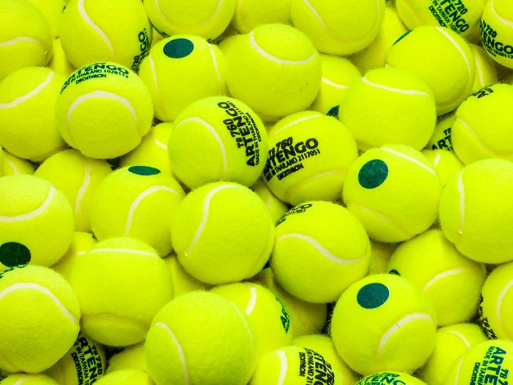 balls
