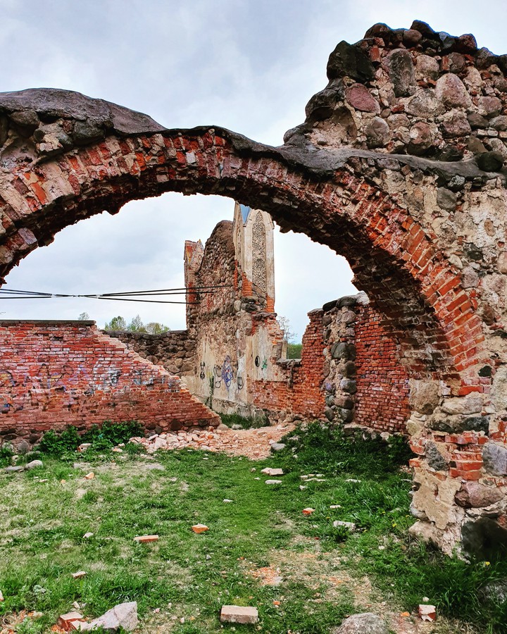 ruins