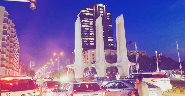 Three Sword In Karachi