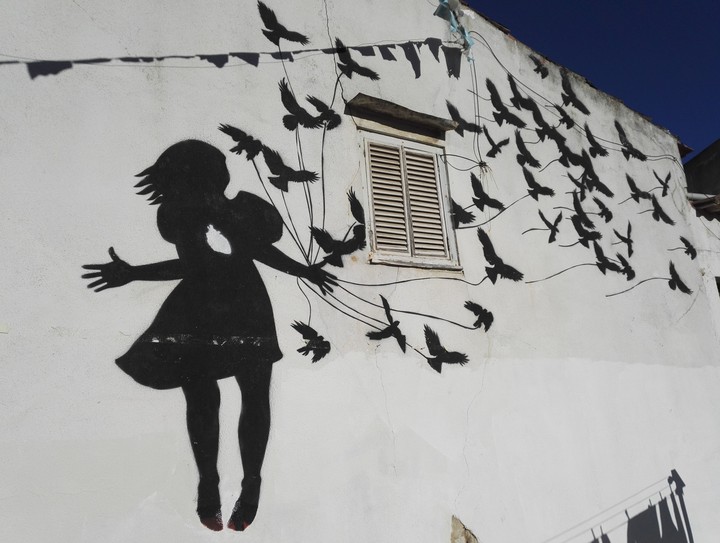 mur peint vieux lisbonne