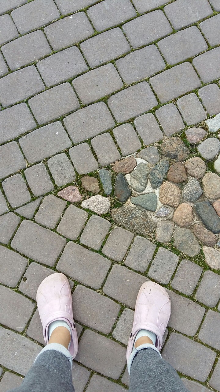 crocs