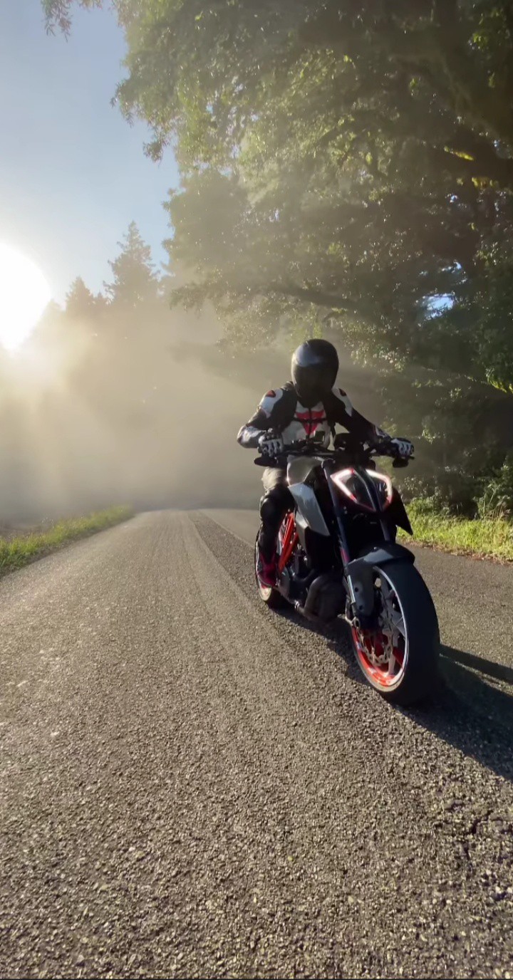 KTM DUKE adventure