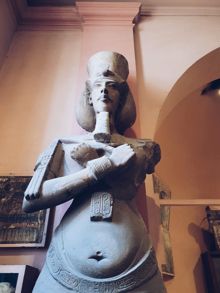 Akhenaton