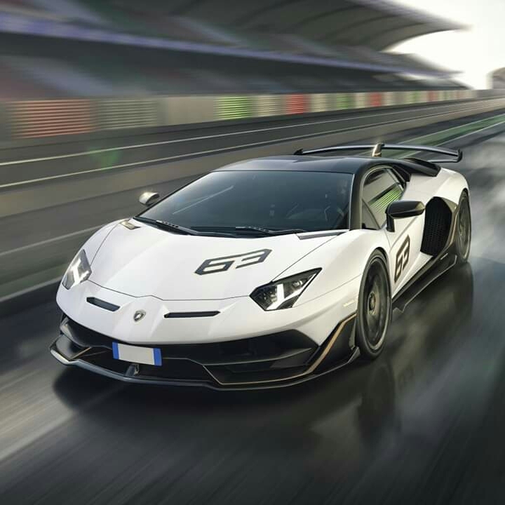 Lambhorgini Aventedor SVJ