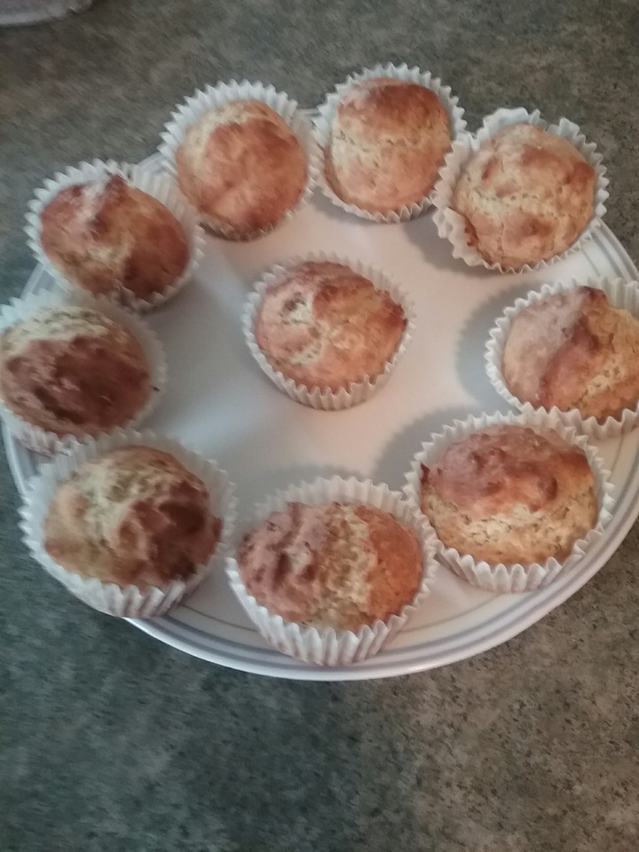 homemade oatmeal muffins