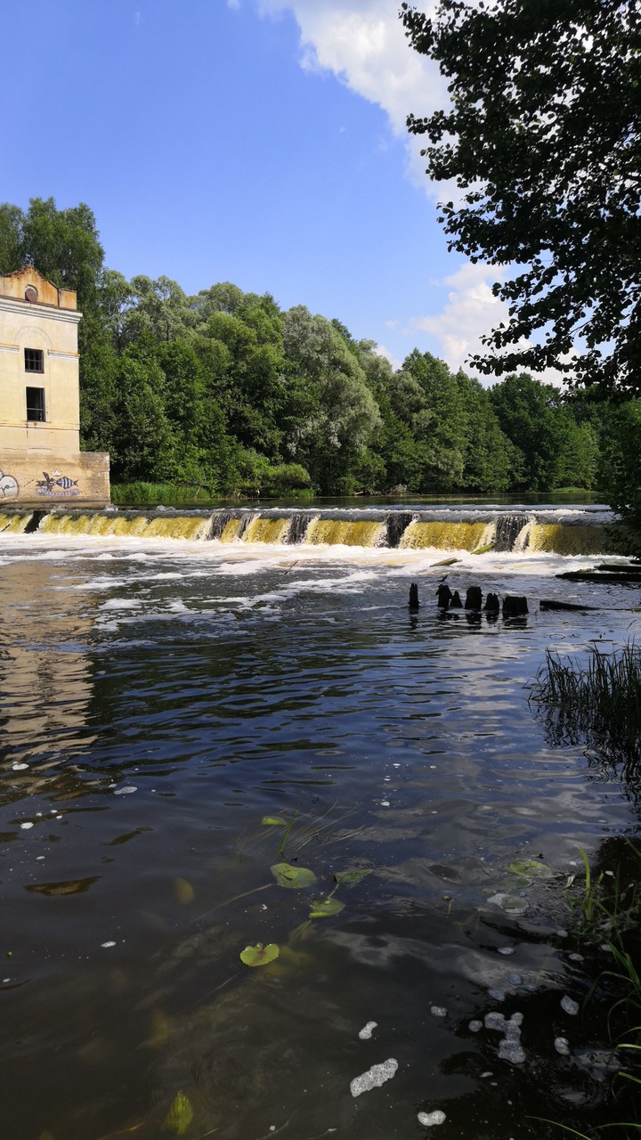 река
