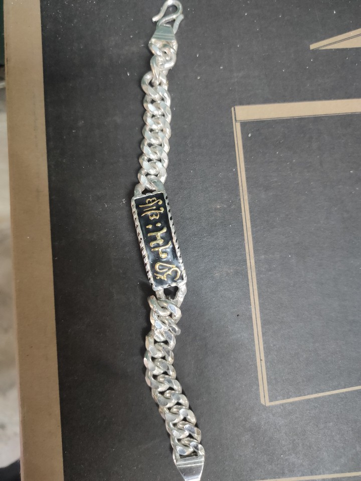 bracelet