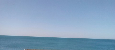 море