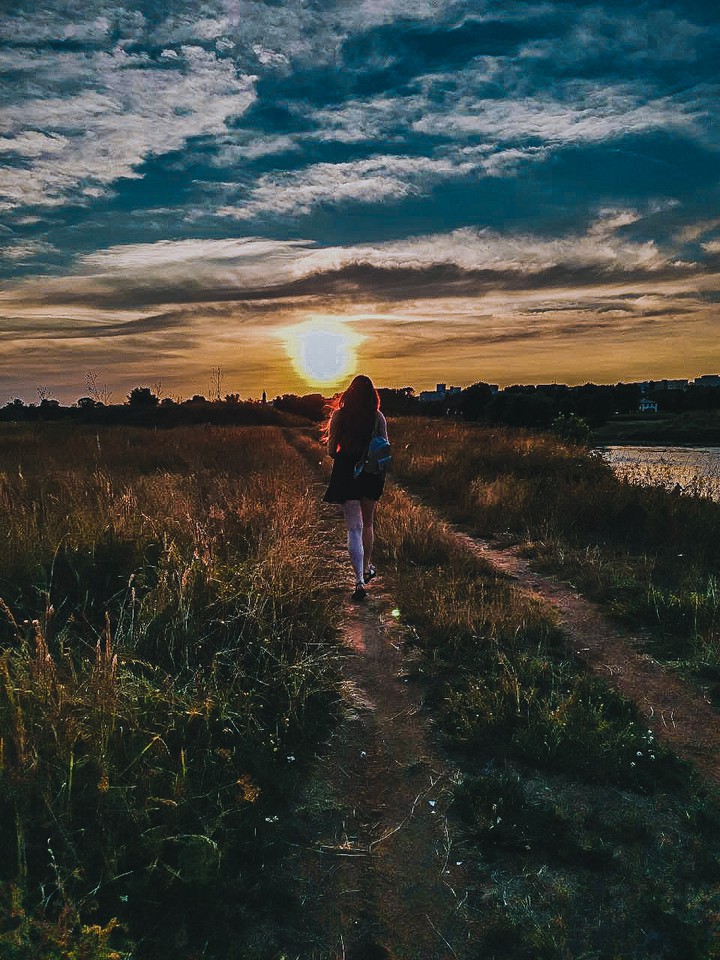 girl in the field