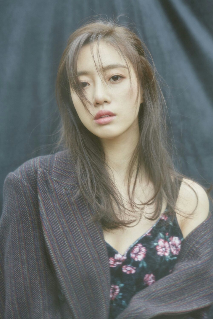 Eunjung , Elsie (T-ara)