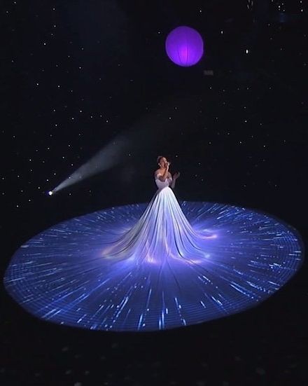 Jennifer Lopez Magical Gown
