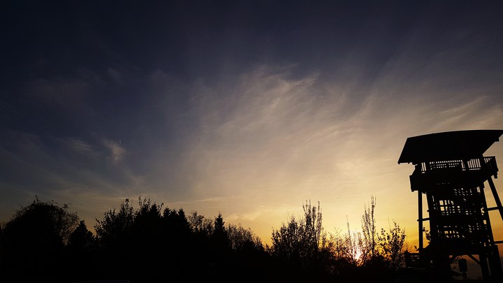 Ausichtsturm bei Sonnenuntergang