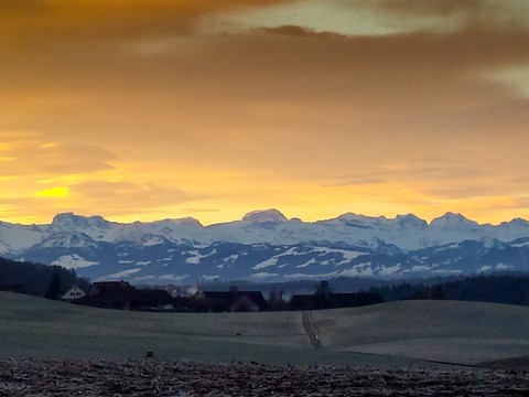 feuer über den Alpen