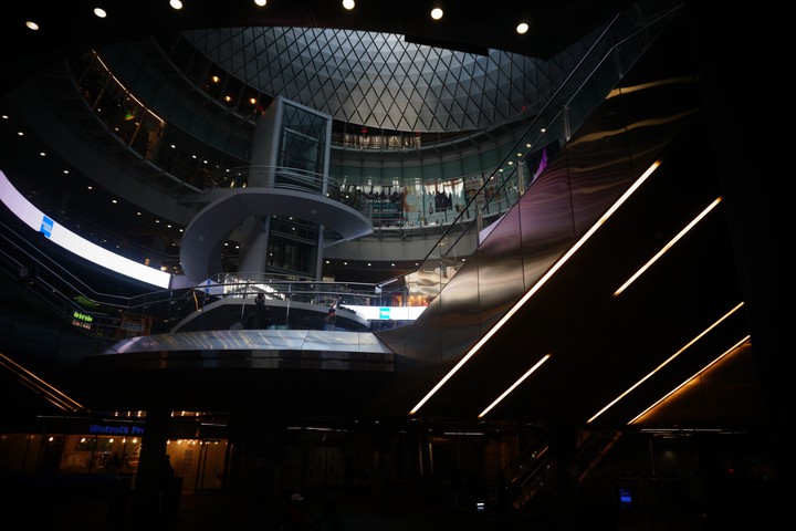 Shopping Mall