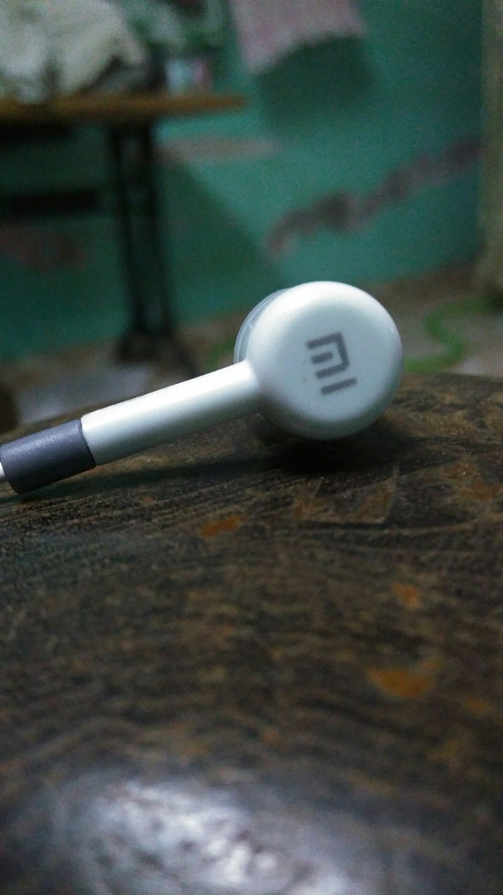 mi earphones..