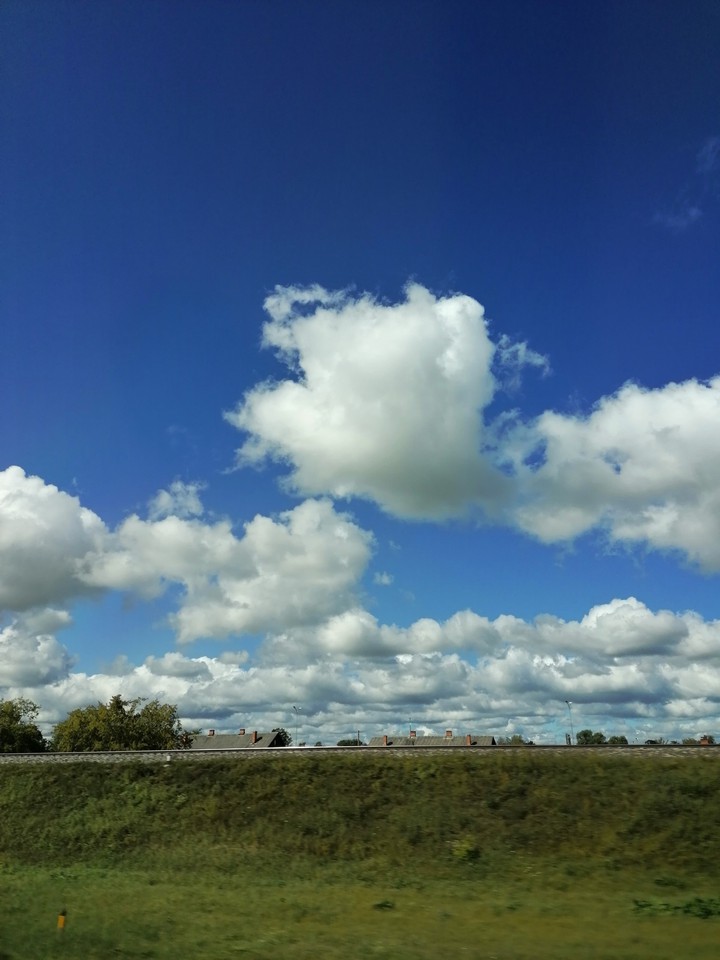 day clouds