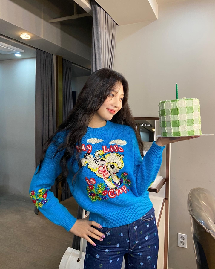 Red Velvet*