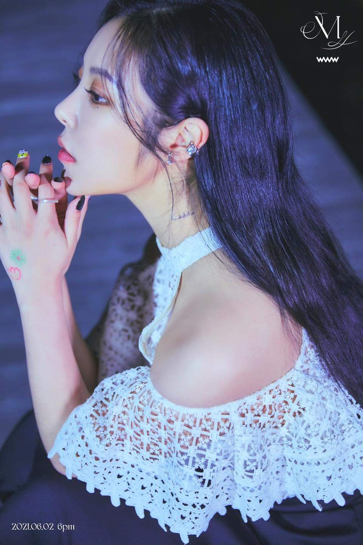 WHEE IN SOLO CONCEPT PHOTO