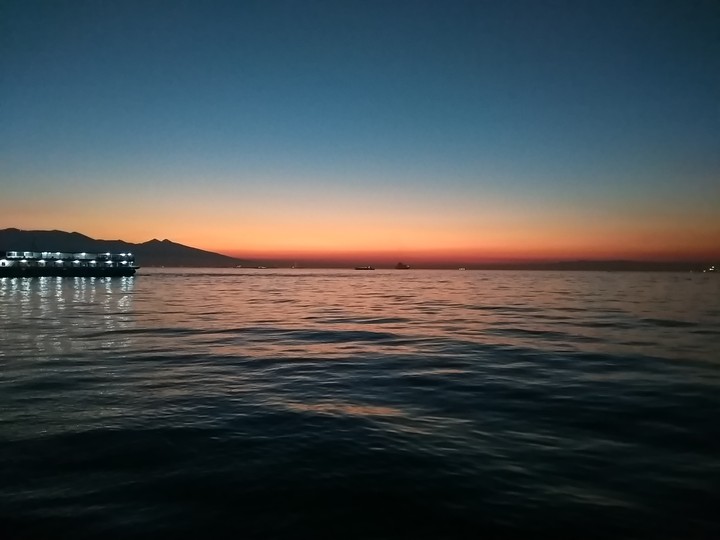Deniz manzarasi güzeldir