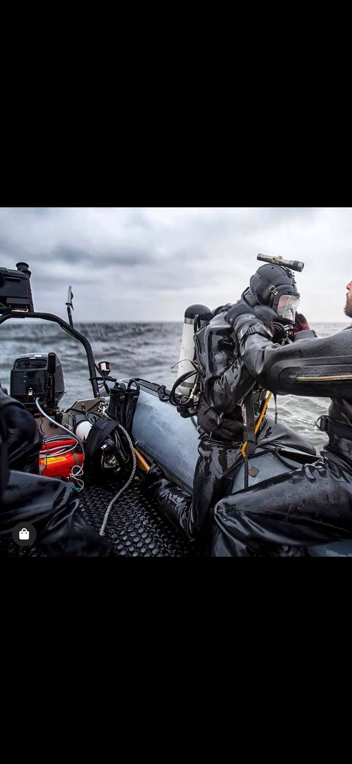military diver