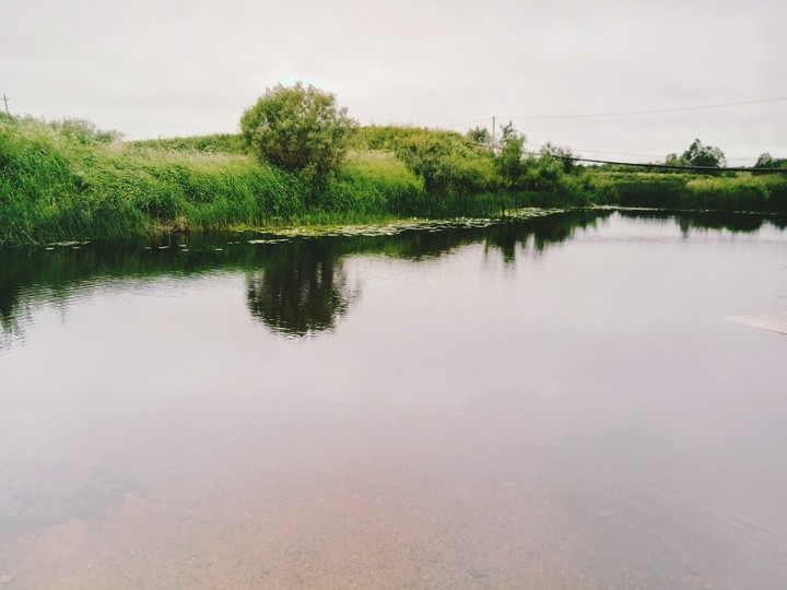 деревенская река