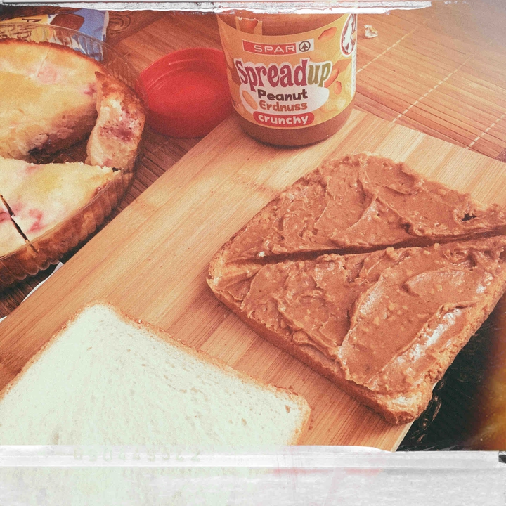 Toast and peanut butter